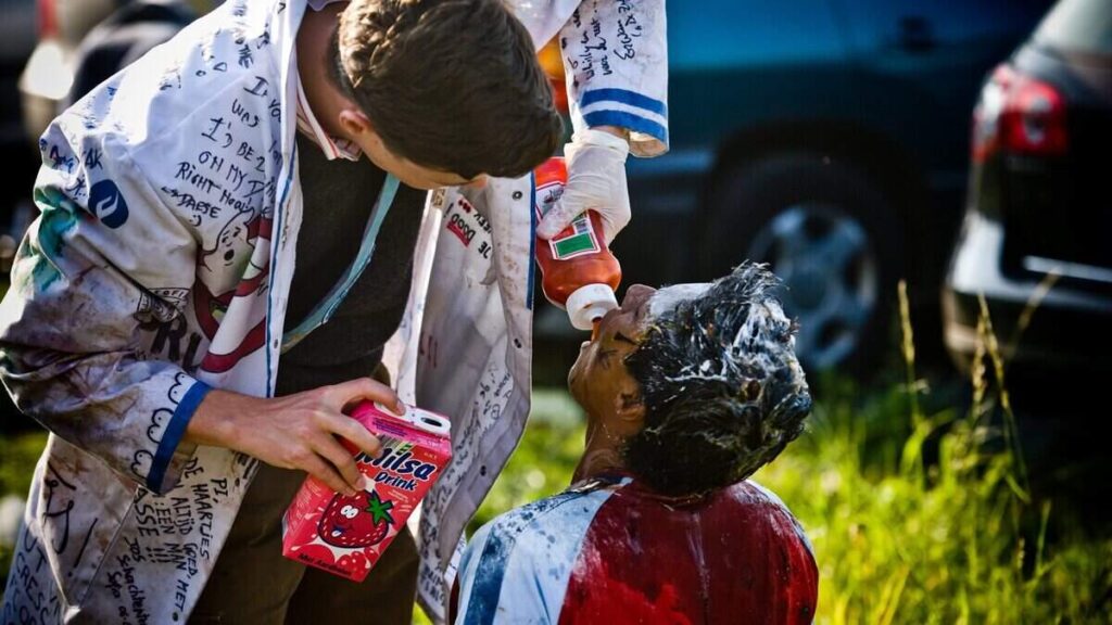 Disgusting baptism ritual gets out of hand: student association suspended for four weeks for misconduct Disgusting baptism ritual gets out of hand: student association suspended for four weeks for misconduct