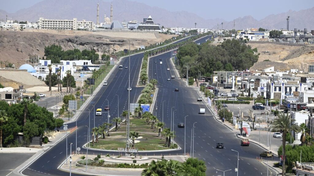 At least 16 killed, 28 wounded during bus accident in Egypt’s South Sinai The Jerusalem Post - Israel News
