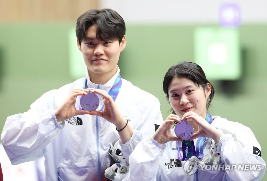 (Asiad) S. Korea earns silver, bronze in team shooting events (Asiad) S. Korea earns silver, bronze in team shooting events