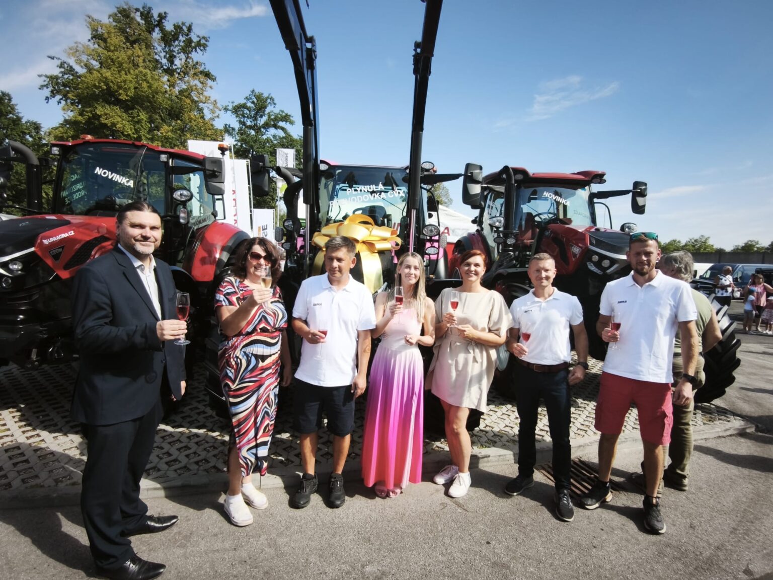 Czech Republic | Here’s to a Rosy Future in Farming! Czech Republic | Here's to a Rosy Future in Farming!