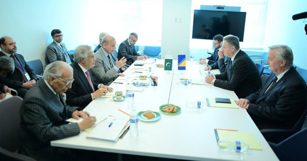 PM Shehbaz reaffirms close ties with Bosnia & Herzegovina PM Shehbaz reaffirms close ties with Bosnia & Herzegovina