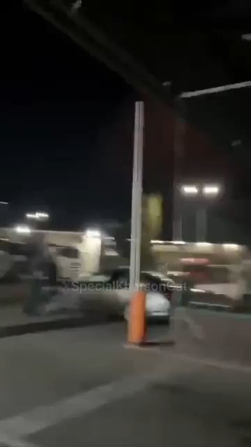 A Russian civilian recorded the moment of the Ukrainian drone attack on the Russian S-300/400 air defense system in Sochi during the night. 04/09/2026