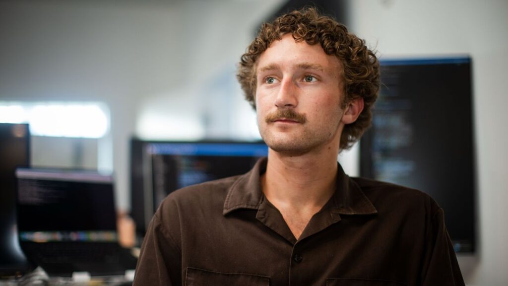 As the coding boom fades, computer science grads focus on AI skills in choppy job market station icon