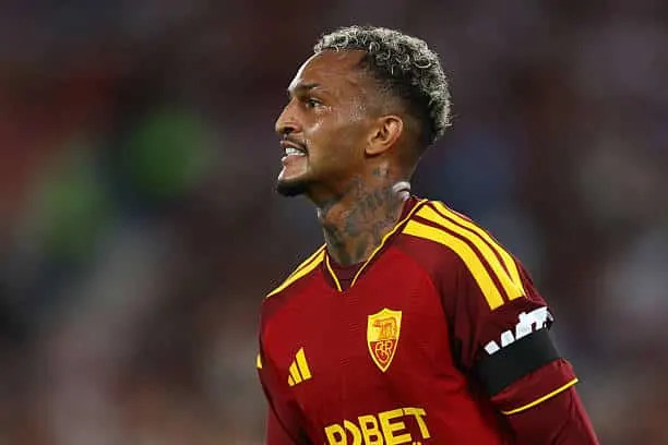 From England: Manchester United monitor Wesley RomaPress