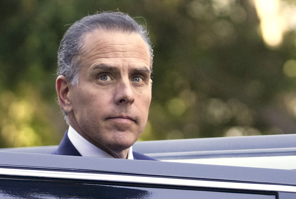 Hunter Biden, former U.S. President Joe Biden’s second son, launched a cryptocurrency meme coin call.. Hunter Biden, former U.S. President Joe Biden's second son, launched a cryptocurrency meme coin call..