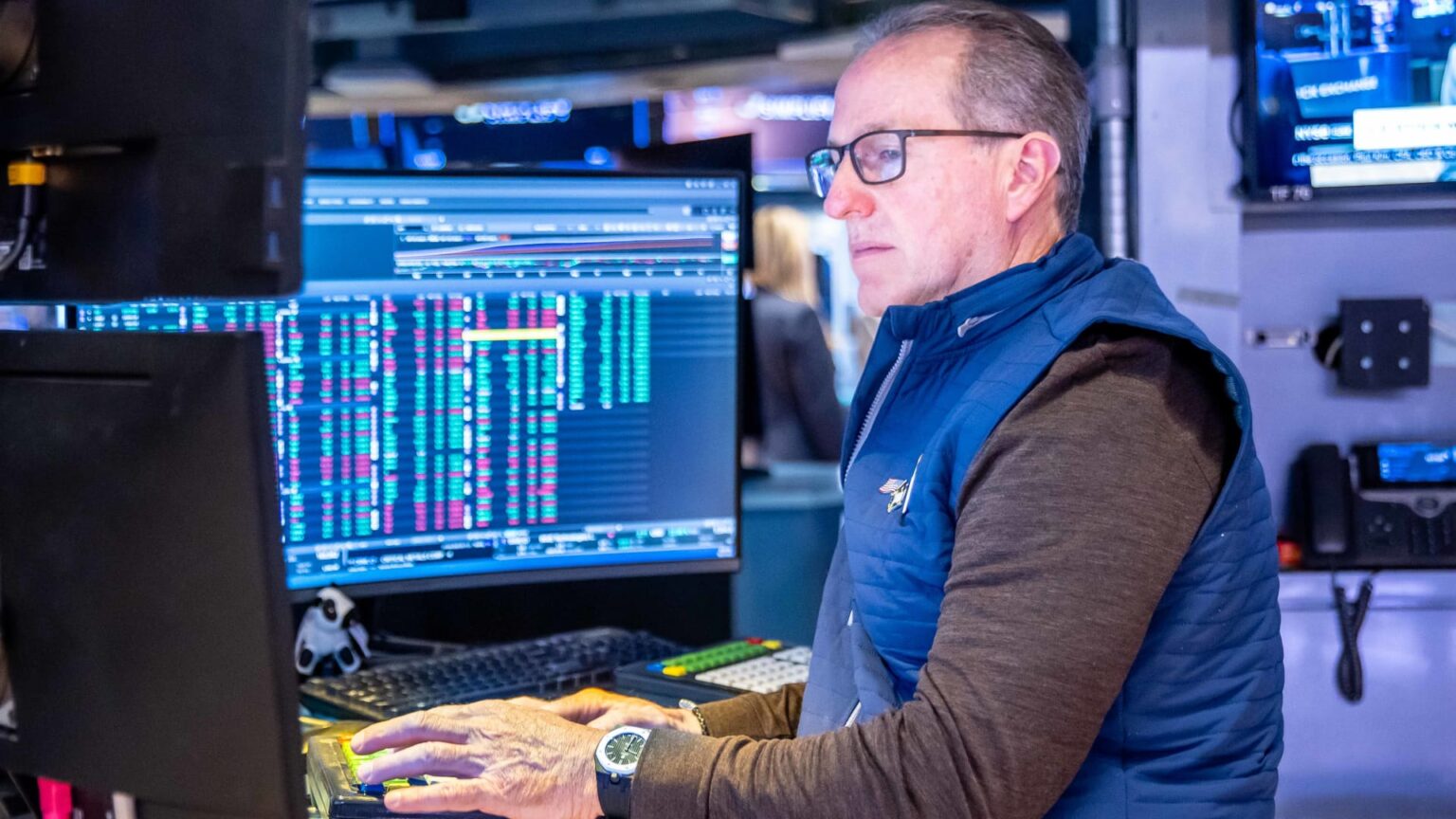 Stock market today: Live updates Stock market today: Live updates