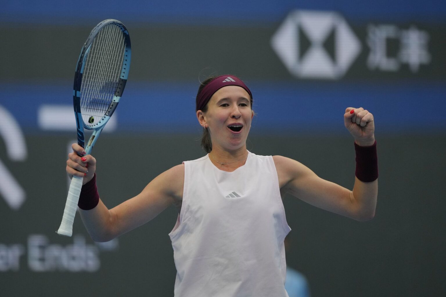 Andreeva beats Alexandrova to reach China Open semifinals and next faces Bartunkova