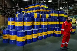 Officials trade blame as Iran’s economy sinks deeper