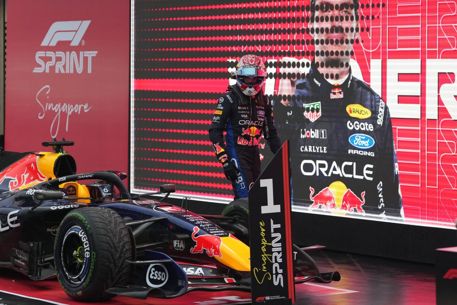 Verstappen does the double with pole and sprint race win at F1’s Singapore Grand Prix Verstappen does the double with pole and sprint race win at F1's Singapore Grand Prix