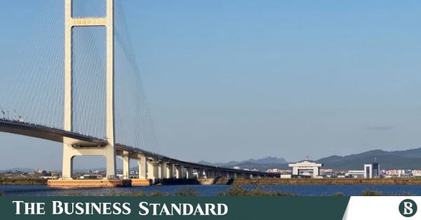 New Yalu River Bridge linking China and North Korea set to open New Yalu River Bridge linking China and North Korea set to open