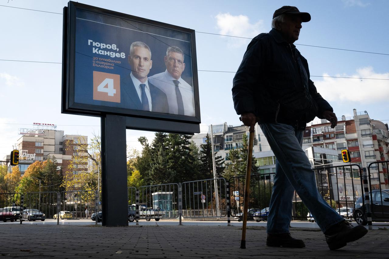 Bulgaria votes in presidential race shaped by Russia ties, Black Sea security