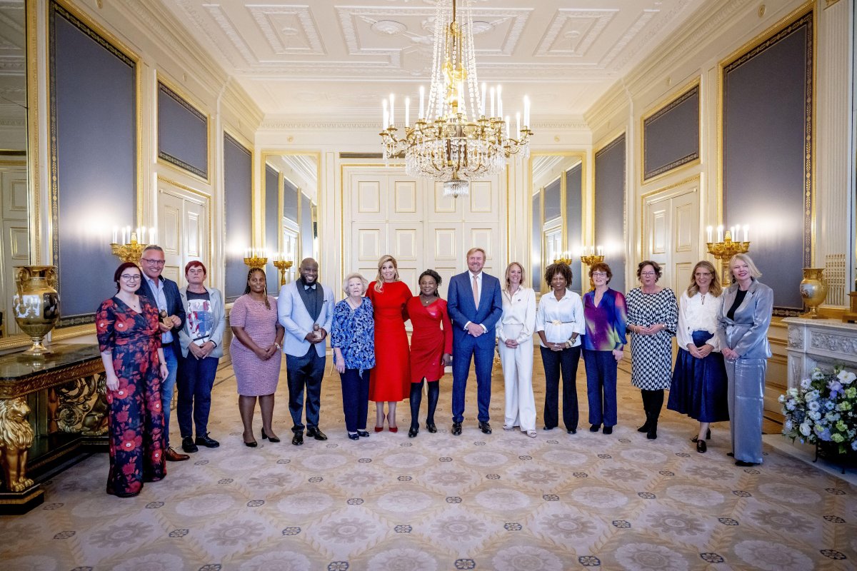 The Queen of the Netherlands presents this year's Appeltjes van Oranje prizes at Noordeinde Palace in The Hague on October 8, 2026 (ROBIN UTRECHT/ANP/Alamy)