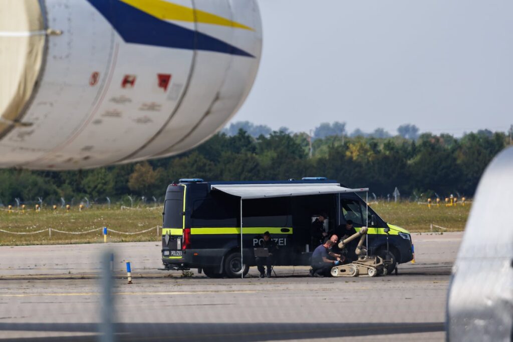 Ukraine War: Students recruited via Telegram, amateur saboteurs and hitmen: How Russia outsources its operations in Europe | International EL PAÍS