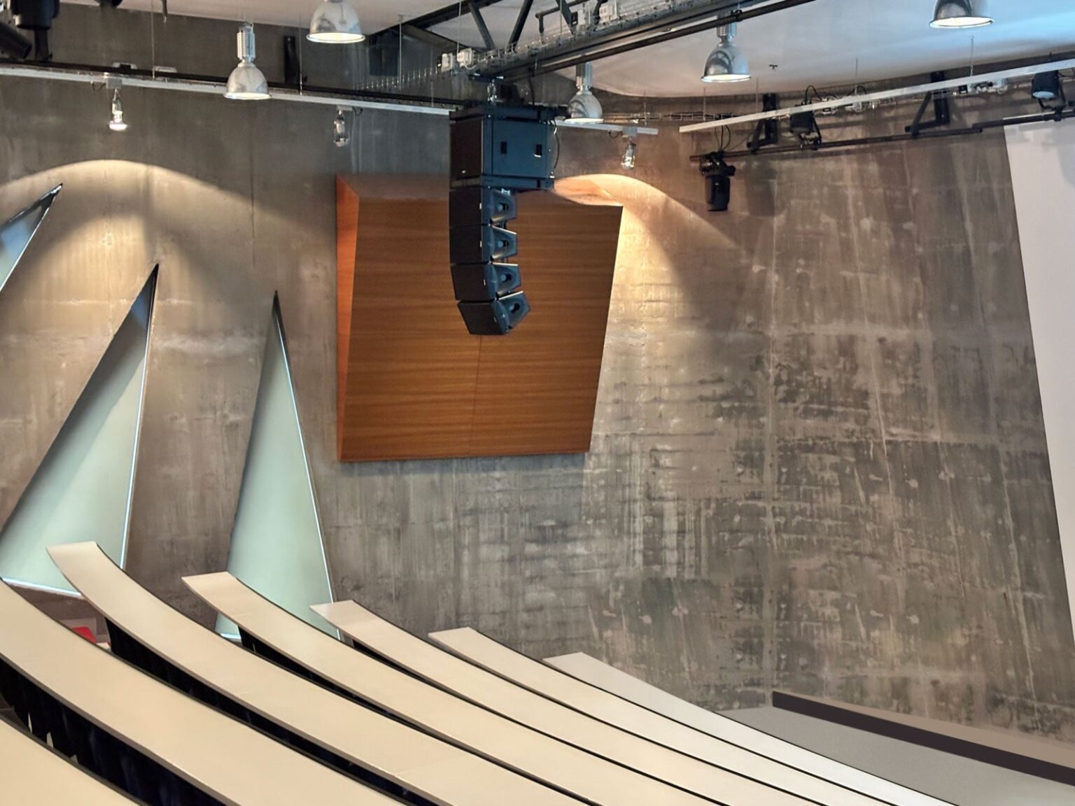Nexo system wins applause at Iceland University of the Arts Nexo system wins applause at Iceland University of the Arts