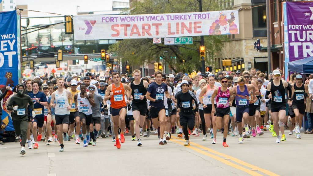 Trot along General Square at the Fort Worth YMCA Turkey Trot – NBC 5 Dallas-Fort Worth