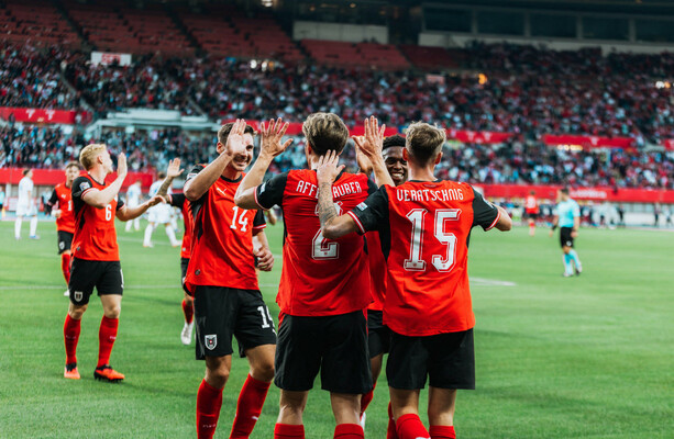 Austria maintain top spot in Ireland's group after late draw in Kosovo